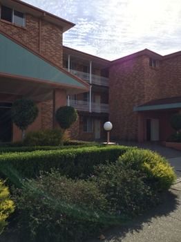 Lidcombe Motor Inn - Lightning Ridge Tourism 2