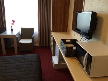 Lidcombe Motor Inn - Lightning Ridge Tourism 5