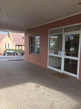 Lidcombe Motor Inn - Lightning Ridge Tourism 16