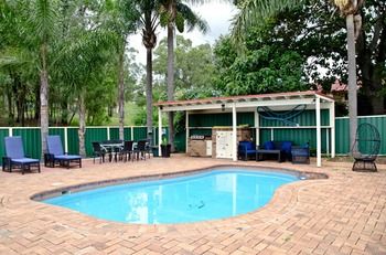 Baybrook Motor Inn & Apartments - Lightning Ridge Tourism 30