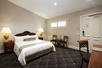 Royal Hotel Randwick - Lightning Ridge Tourism 14
