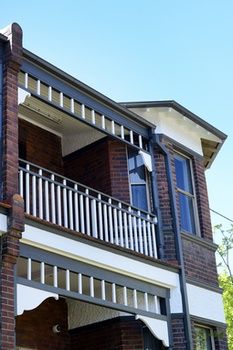 Alison Lodge - Lightning Ridge Tourism 8