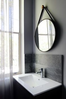 Alison Lodge - Lightning Ridge Tourism 10