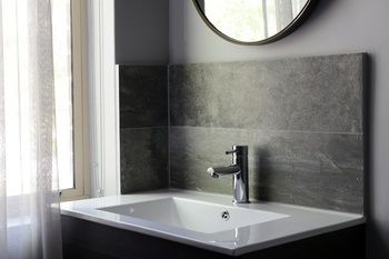 Alison Lodge - Lightning Ridge Tourism 13