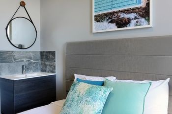 Alison Lodge - Lightning Ridge Tourism 27