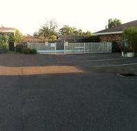 Golden Grain Motor Inn - Lightning Ridge Tourism