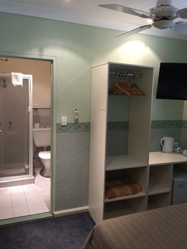 Hotel 59 - Lightning Ridge Tourism 3