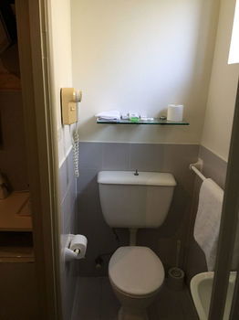 Hotel 59 - Lightning Ridge Tourism 18