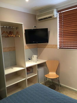 Hotel 59 - Lightning Ridge Tourism 30