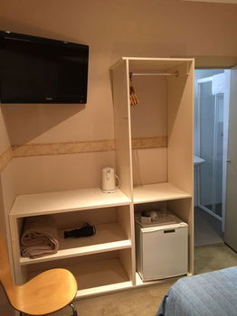 Hotel 59 - Lightning Ridge Tourism 46