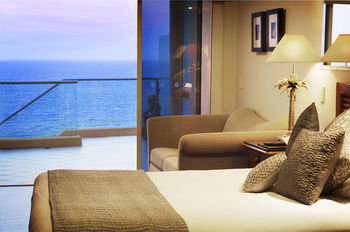 Jonahs Restaurant & Accommodation, Whale Beach - Lightning Ridge Tourism 10