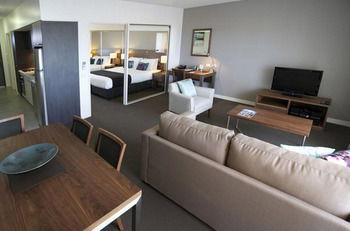 Quest Dubbo Serviced Apartments - Lightning Ridge Tourism 7