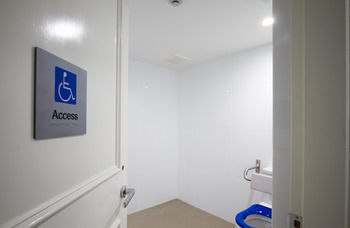 Remington Motor Inn - Lightning Ridge Tourism 1