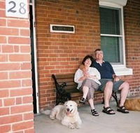 Aaron Cottage - Lightning Ridge Tourism