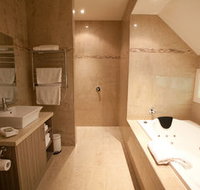 Wild Cattle Creek Estate - Lightning Ridge Tourism