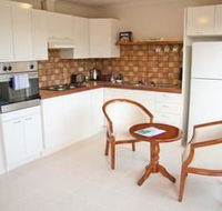 Yarra Glen Racecourse Apartments - Lightning Ridge Tourism