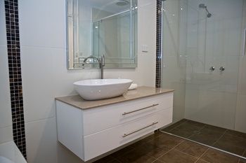 Yarra Glen Racecourse Apartments - Lightning Ridge Tourism 15