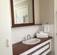 Belford Cottages - Lightning Ridge Tourism