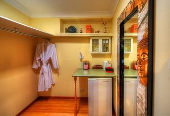 Maleny Tropical Retreat Balinese B&b - Lightning Ridge Tourism 17