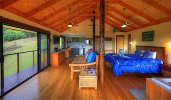 Maleny Tropical Retreat Balinese B&b - Lightning Ridge Tourism 22