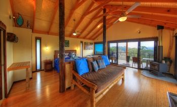 Maleny Tropical Retreat Balinese B&b - Lightning Ridge Tourism 32