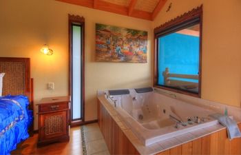 Maleny Tropical Retreat Balinese B&b - Lightning Ridge Tourism 34