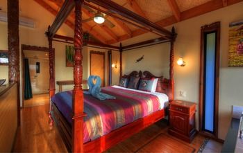 Maleny Tropical Retreat Balinese B&b - Lightning Ridge Tourism 49