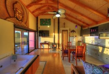 Maleny Tropical Retreat Balinese B&b - Lightning Ridge Tourism 63