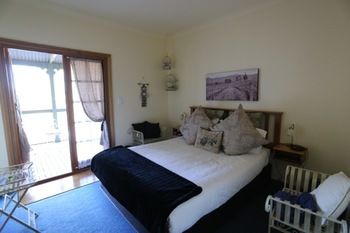 Hunter Valley Bed & Breakfast - Lightning Ridge Tourism 8