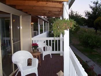 Yarraglen BnB - Lightning Ridge Tourism 3