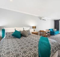 Forresters Beach Bed amp Breakfast - Lightning Ridge Tourism