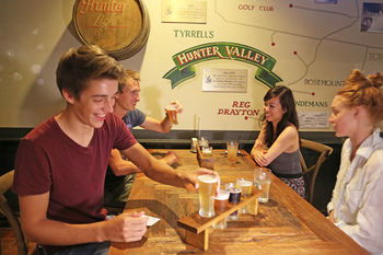 Hunter Valley YHA - Hostel - Lightning Ridge Tourism 21