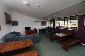 Hunter Valley YHA - Hostel - Lightning Ridge Tourism 25