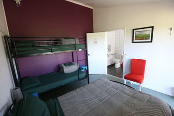 Hunter Valley YHA - Hostel - Lightning Ridge Tourism 41