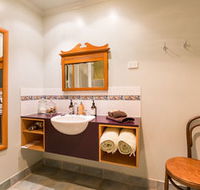Strathvea Guest House - Lightning Ridge Tourism