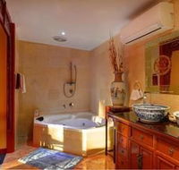 Mt Dandenong Imperial Retreat - Lightning Ridge Tourism