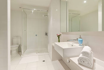 Anchor On Spencer - Lightning Ridge Tourism 5