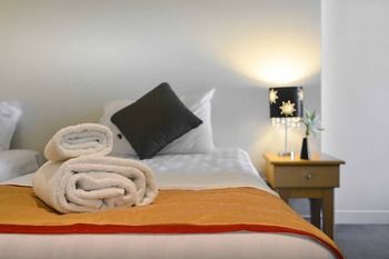 Anchor On Spencer - Lightning Ridge Tourism 19