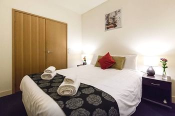 Anchor On Little Collins - Lightning Ridge Tourism 8