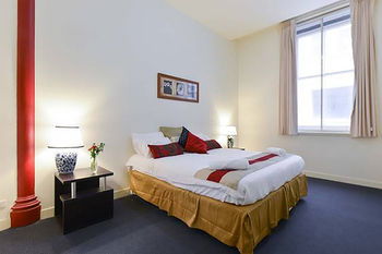 Anchor On Little Collins - Lightning Ridge Tourism 19