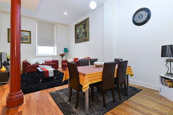 Anchor On Little Collins - Lightning Ridge Tourism 23