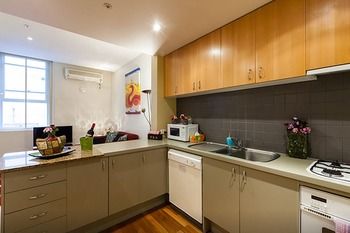 Anchor On Little Collins - Lightning Ridge Tourism 27