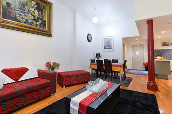 Anchor On Little Collins - Lightning Ridge Tourism 34