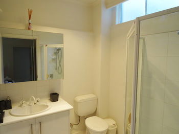 Anchor On Little Collins - Lightning Ridge Tourism 42