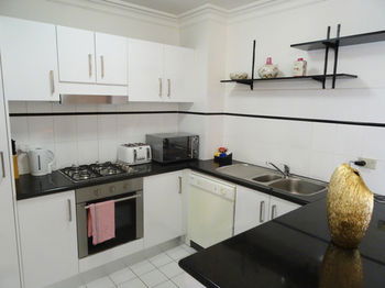 Anchor On Little Collins - Lightning Ridge Tourism 44