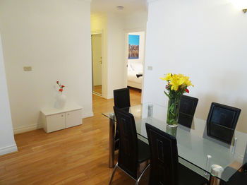 Anchor On Little Collins - Lightning Ridge Tourism 47