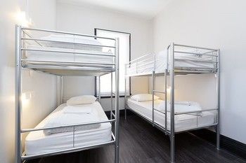 The Village Glebe - Hostel - Lightning Ridge Tourism 6