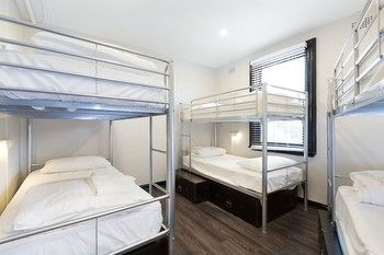 The Village Glebe - Hostel - Lightning Ridge Tourism 19