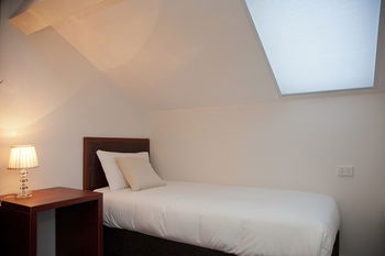 Grand Hotel Wyong - Lightning Ridge Tourism 15