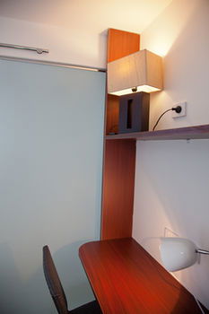 Grand Hotel Wyong - Lightning Ridge Tourism 19